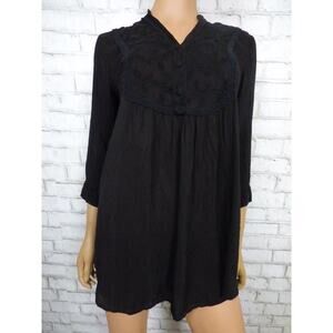 $200 Johnny Was Cupro Black Satin Navy Lace Embroidered Tunic Top Small NEW